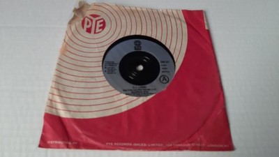 C.J. LEWIS - BEST OF MY LOVE - 7 INCH RECORD USED