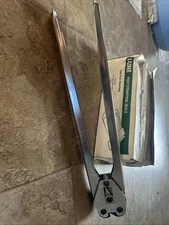 1,000 ULINE S-512 Poly Strapping Seals  1/2" Open Metal Seals With Sealer.