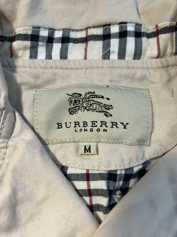 Chaqueta abotonada Burberry London vintage para niños pequeños, apenas usada, talla 8 Foto 3 de 4