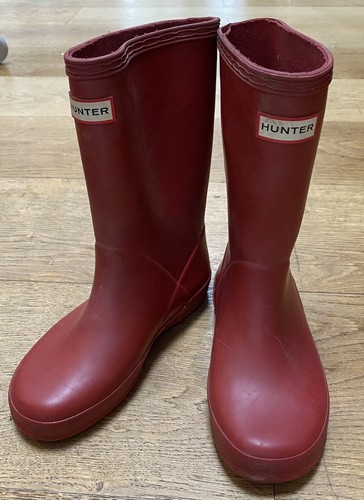 RED WELLIE HUNTER BOOTS BOYS UK 12 EU 
