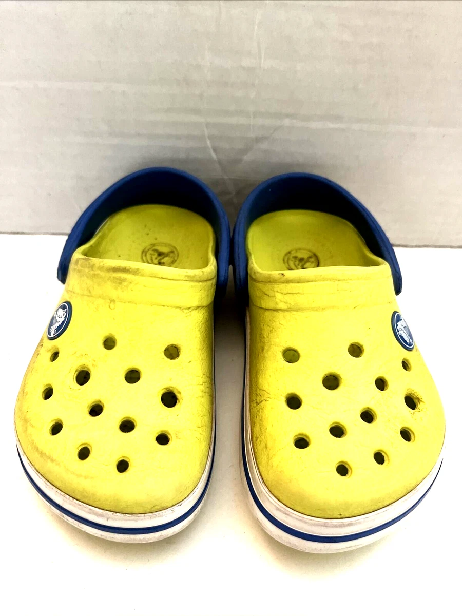 Neon store blue crocs