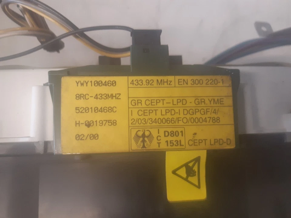 Land Rover Freelander 2001 velocímetro instrumento YWY100460 Foto 3 de 3