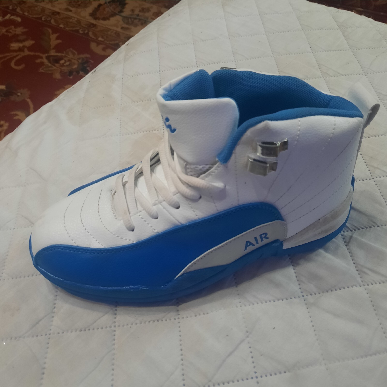 SAOLA One Shoe Only blu e bianco Air di marca sport taglia 7 solo scarpe sinistre