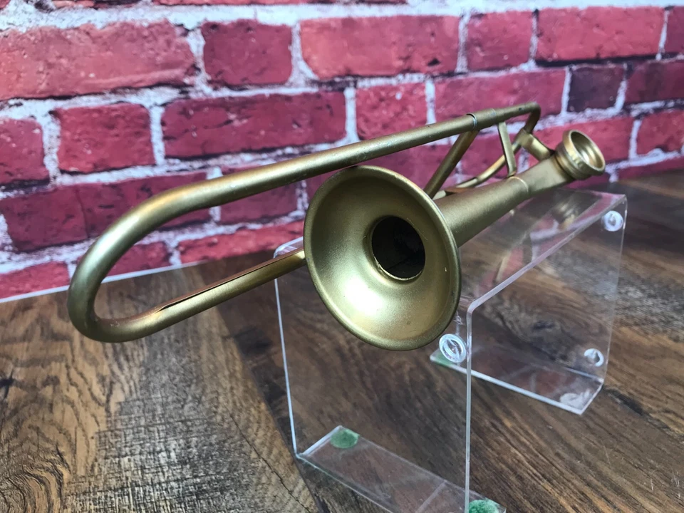 BONITO TROMBÓN PUNTA NEGRA METAL VINTAGE KAZOO de DEL RUBIO TRILLIZOS Estate Foto 3 de 4
