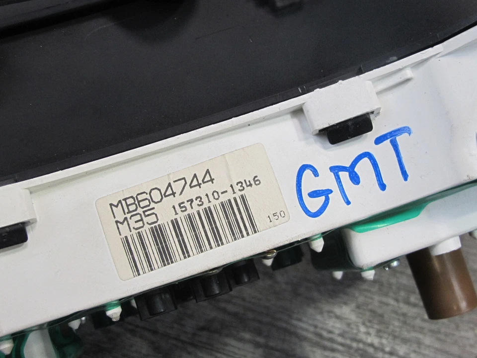 🥇91-93 MITSUBISHI 3000GT M/T CUADRO DE INSTRUMENTOS MEDIDOR VELOCÍMETRO MB604744 OEM Foto 2 de 4