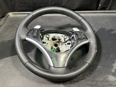 06-13 BMW E90 E92 E93 E82 328I 335I 128I 135I SPORT STEERING WHEEL w