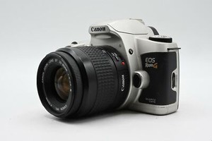 Canon Rebel G QD Quartz Date w/ Canon 35-80mm Auto Focus EF lens