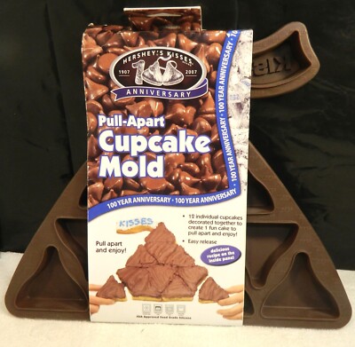 NEW Hershey Kisses 100 Anniversary Pull-Apart Cupcake Mold