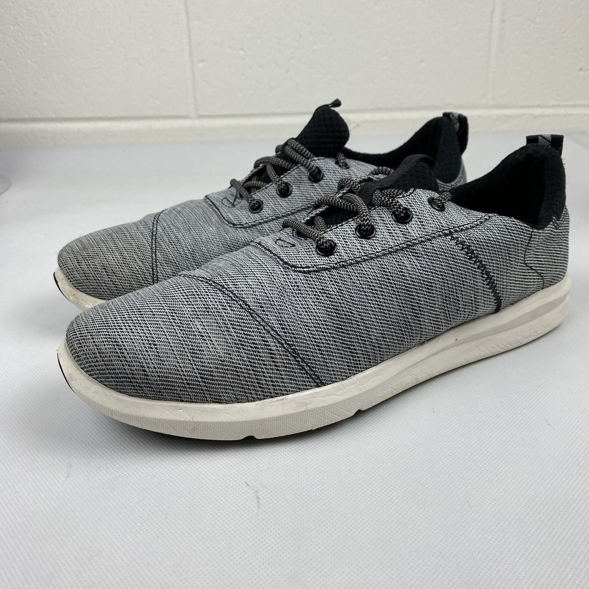 Toms Men S- 10.5 Men main image 4