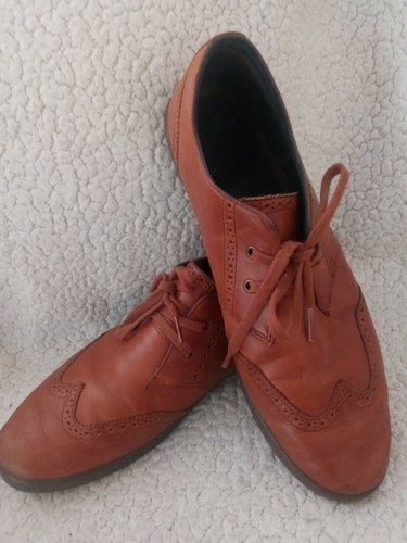 brown leather fred perry shoes