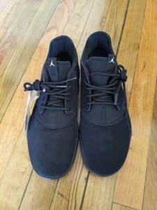 jordan eclipse leather