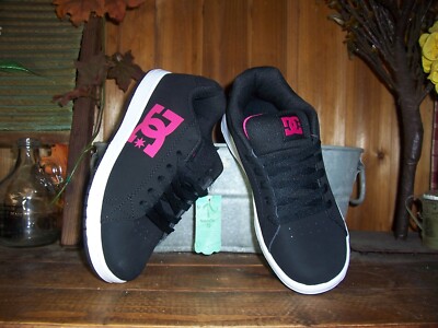 DC GIRLS SNEAKERS SHOES SIZE 3 LACE UP SCHOOL SPORTS STYLISH BLACK PINK NEW
