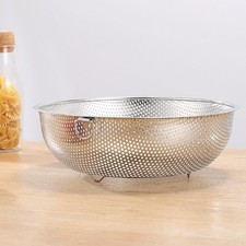 Rust for proof Stainless Steel Colander with Comfortable Handle for Kitchen Use