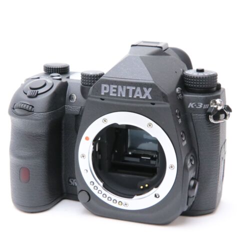 Boîtier reflex numérique monochrome Pentax K-3 Mark III - presque comme neuf - #90 - Photo 1 sur 12