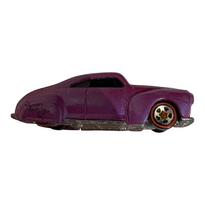 Hot Wheels 1997 Model Purple DIE CAST TAIL DRAGGER 1/64 SCALE Mattel Toy Car
