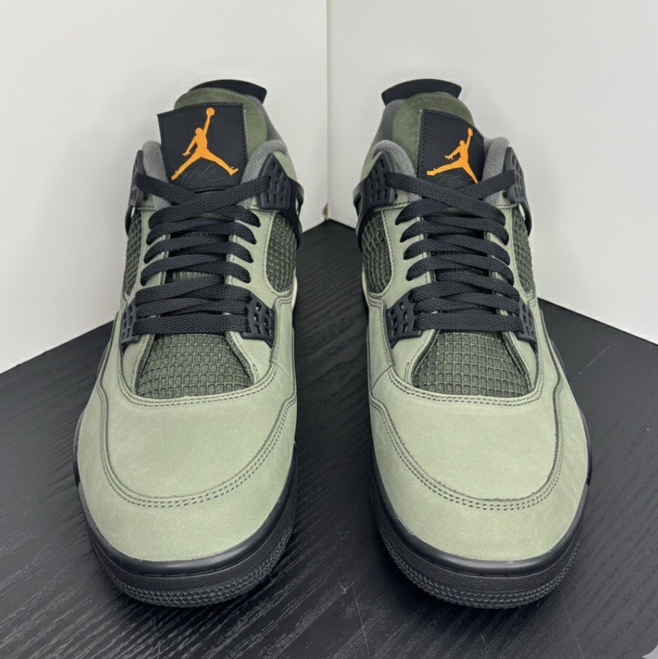 Size 12 - Undefeated x Air Jordan 4 Retro 2025 Sneakers (NEW WITH BOX) thumbnail 2