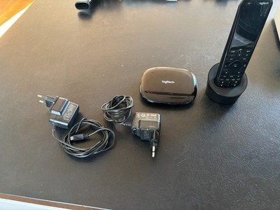 Logitech Harmony Elite Universalfernbedienung inkl Hub
