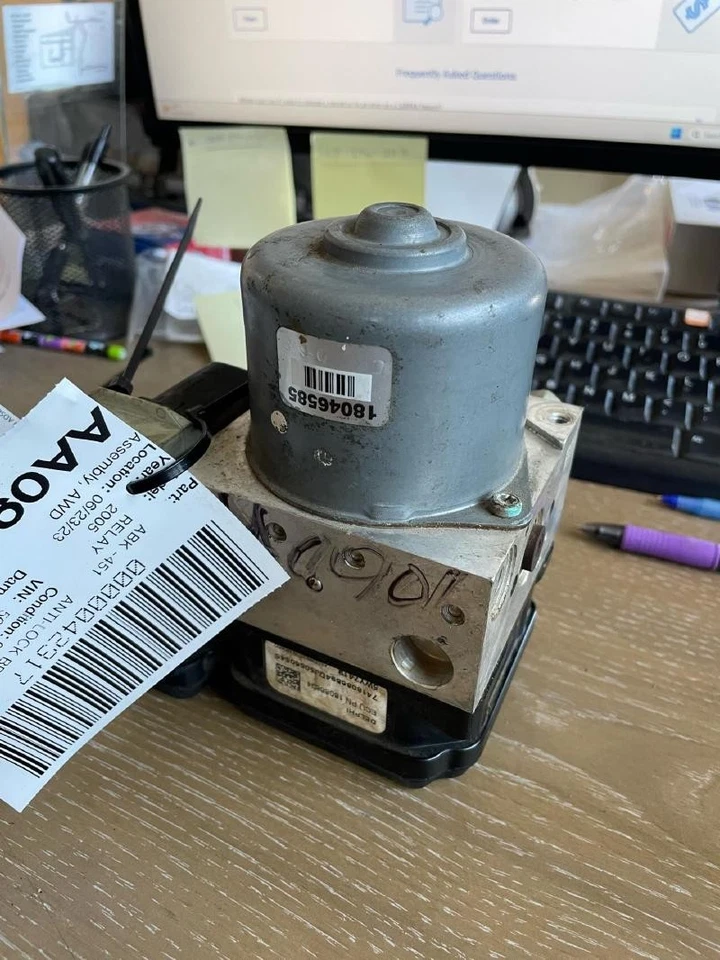 2005-2009 Chevy Uplander Montana FWD ABS Anti-Lock Brake Pump Module Assembly Foto 2 de 4