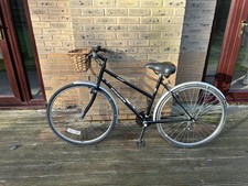 Women’s Dawes classic road step through Bicycle