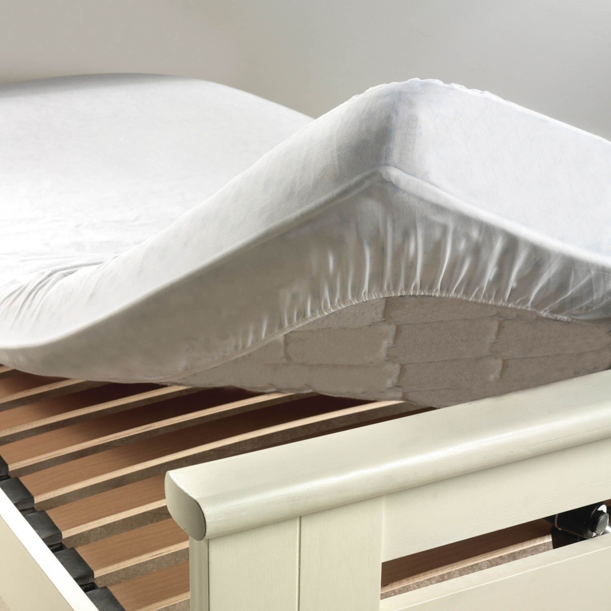 Protège matelas anti acarien 180x200 blanc Ponny AA alèse grand lit respirante