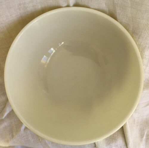 Vintage Pyrex Large 4 QT Primary Yellow Mixing Nesting Bowl Model #404 - Picture 3 of 3