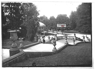 Plaque De Verre Photo Ancienne – Positif Noir Et Blanc 13x18 Cm – Vichy Source Du Parc – Vers 1900-1939