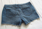 a.n.a Medium-Light Wash "HIGH RISE" CUT-OFF Denim Jean SHORTS Sz 18 (3.5 In) — photo 2