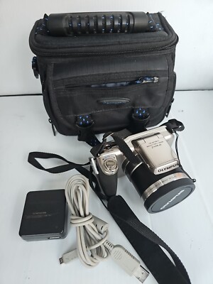 美品✨OLYMPUS CAMEDIA SP-800UZ 箱、付属品 Olympus SP-800UZ 14.0MP Digital Camera - Silver Mint w/ Bag and