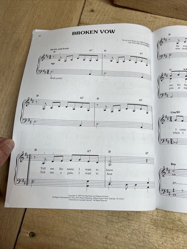 Josh Groban “Closer” Easy Piano Music/Songbook By Hal Leonard (2003) - Picture 21 of 24