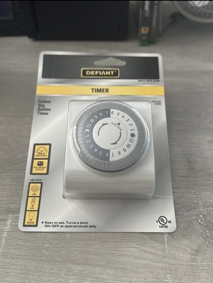Defiant Indoor Big Button Timer, Indoor Plug-In 24 Hour Programmable - 15A 125V