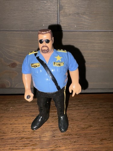 WWF HASBRO BIG BOSS MAN WRESTLING ACTION FIGURE WW...