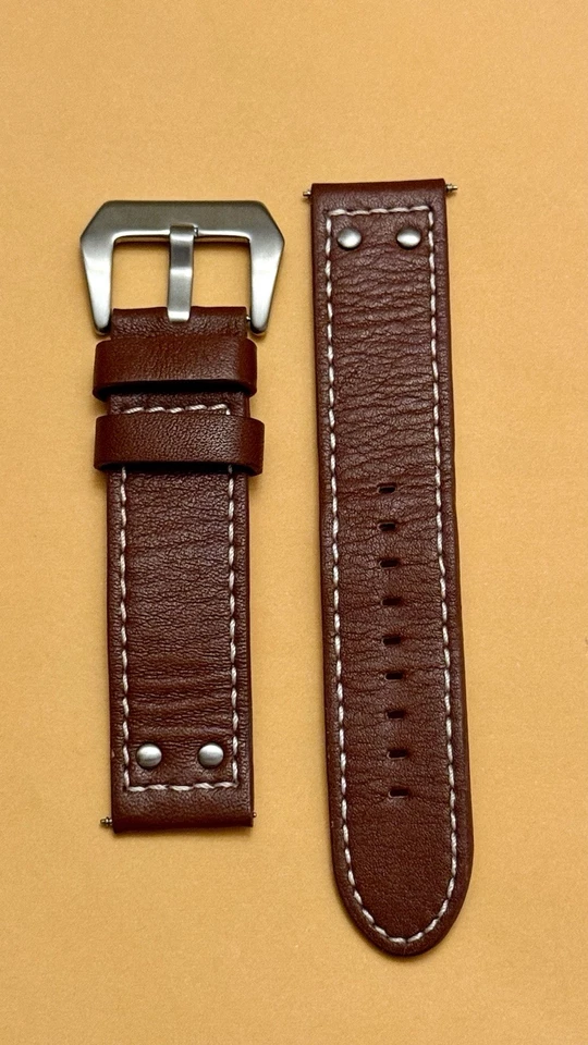 2 pares de correas de reloj de cuero Invicta, 22 mm - 2 pares (una gris y otra marrón). Foto 3 de 4