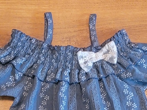 Denim Short Sleeve Texture Ruffle Top Girls Size 5 - Picture 3 of 5