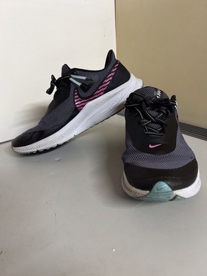 Damen Schuhe  NIKE RUN SHIELD  38,5