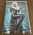Comics The Amazing Spider-Man #25 Nathan Szerdy Black Cat Exclusive Virgin
