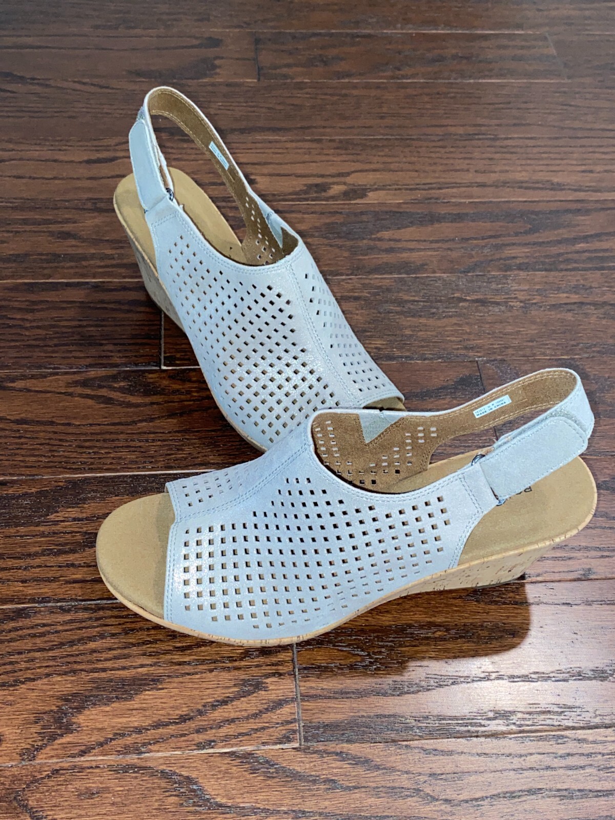 APL Rockport Tru365 Sandalo Comfort Slingback con zeppa in sughero taglia 10W grigio lucido