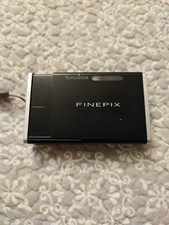 Fujifilm Finepix Z1 5.1MP Black Digital Camera Powers On Needs Charger Untested