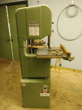  Band Saw in good condition, purchased in 93. It does need a new switch.