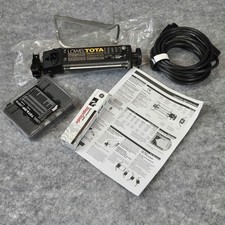 Lowel Tota-Light Kit Studio Video Lighting 750W 120V Bulb Cord Instructions Case