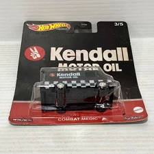 Combat Medic Kendall Motor Oil 3/5 - Hotwheels Long Card - Brand New - See Pics