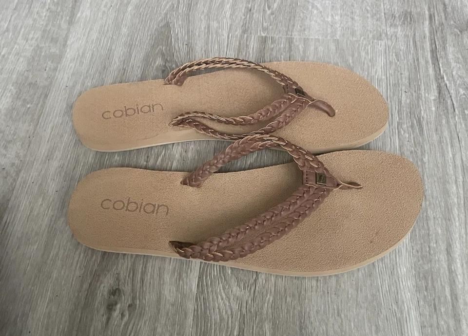 Женские босоножки-шлепанцы Cobian Leucadia коричневые плетеные размер 8 - Изображение 3 из 4
