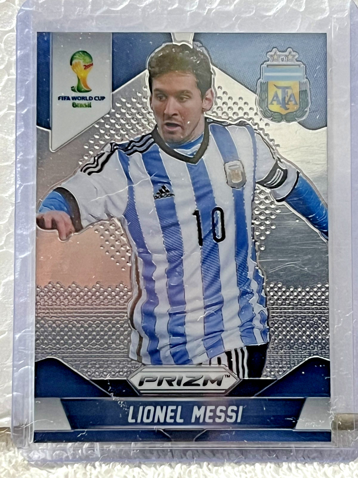 2014 PANINI PRIZM WORLD CUP LIONEL MESSI BASE CARD  *NM-M* view 3