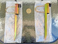 Supports parapluie avec pointes extérieur 2 pièces acheté neuf, jamais utilisé