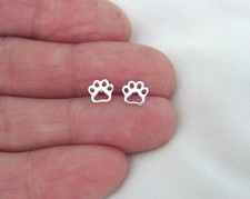 Sterling Silver 6.5mm Dog Cat paw dainty outline post stud earrings.