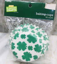 St. Patrick Shamrock Baking Party Cups-1pk of 50 Ct.-New-SHIPS N 24 HOURS