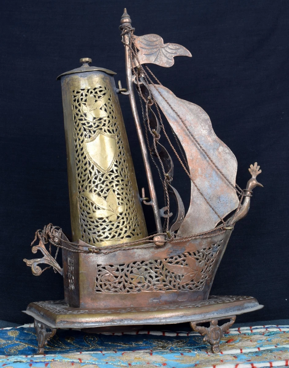 Vintage on sale boat lamp