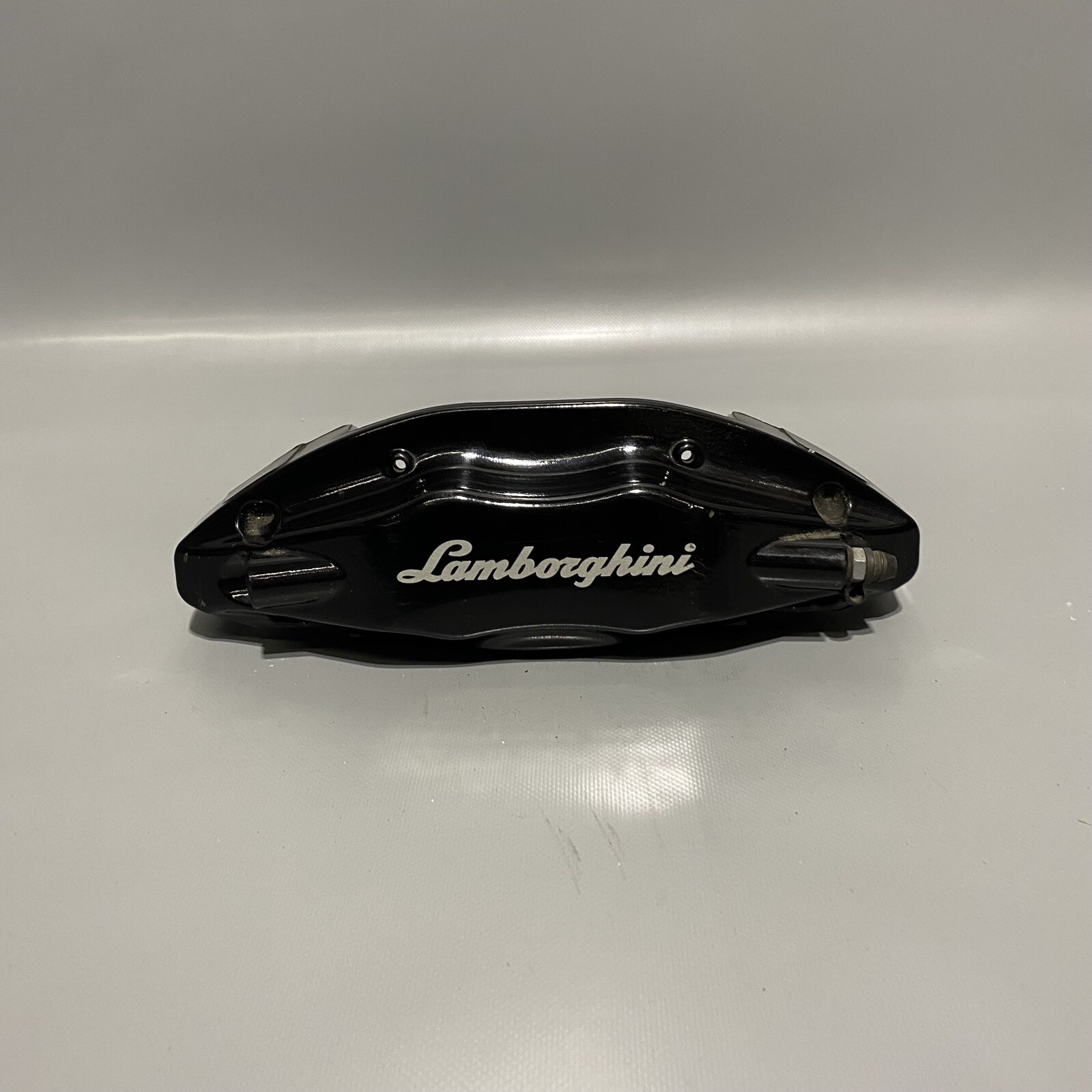 LAMBORGHINI GALLARDO REAR BRAKE CALIPER SUPPORT COVER 2012 2013 2014