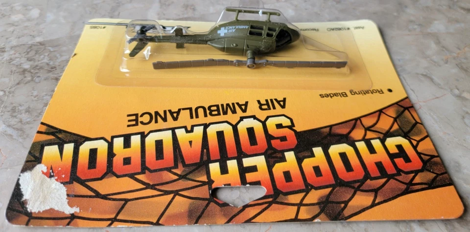 Vintage Novo 1986 ERTL Chopper Squadron Helicóptero Ambulância Aérea Selado de Fábrica - Imagem 4 de 4