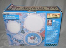 Debbie Mumm Snowman Sakura Christmas Stoneware 20 PC Service for 4