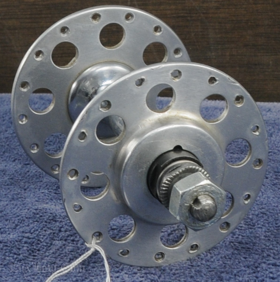 Vintage Bayliss Wiley Road Bike Front HUB 32h British Continental